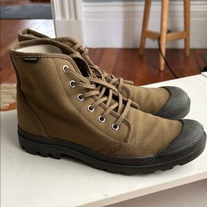 Palladium Men's Tan Canvas Boots with Black Rubber Sole